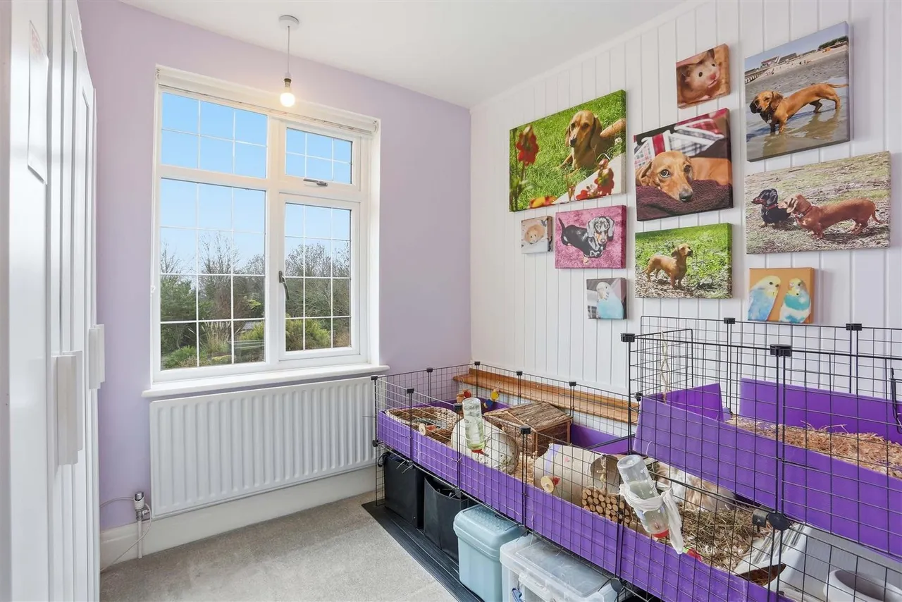 St Dunstans Hill, Cheam, Surrey, SM1 2LP, photo 21