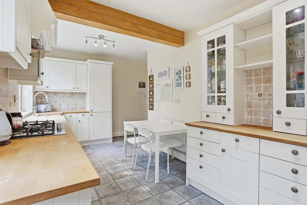 St Dunstans Hill, Cheam, Surrey, SM1 2LP, photo 8