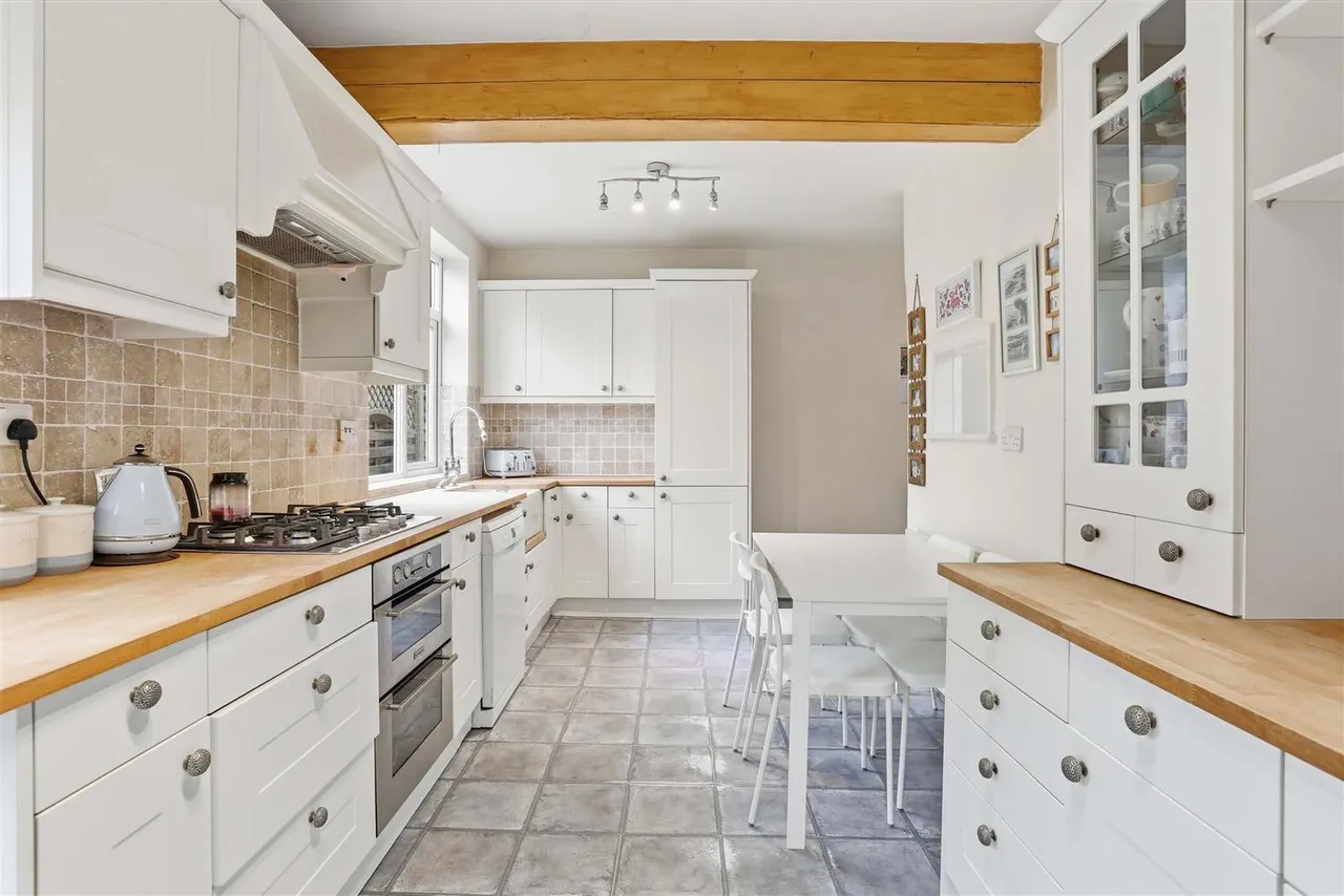 St Dunstans Hill, Cheam, Surrey, SM1 2LP, photo 9