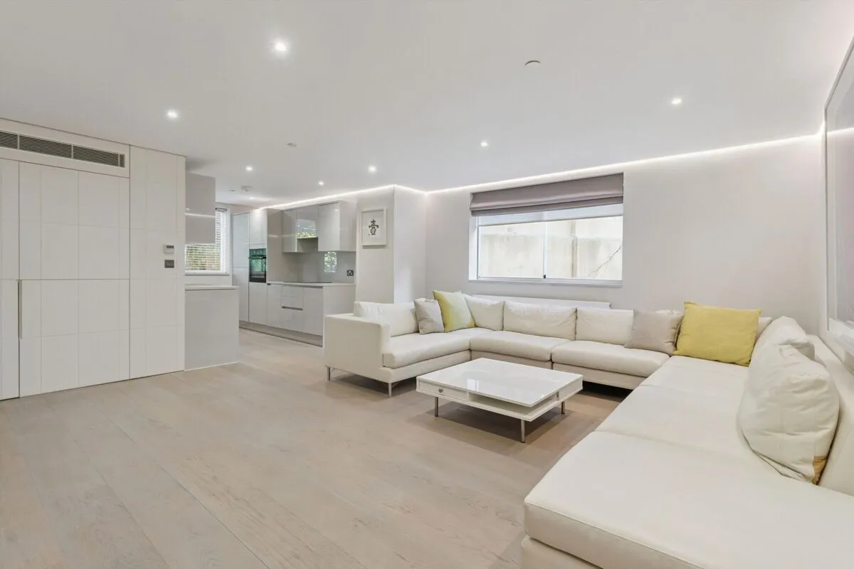 2 bed flat for sale, Kinnerton Street, London, SW1X