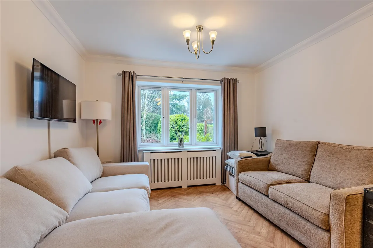 Birchwood Dell, Doncaster, photo 15