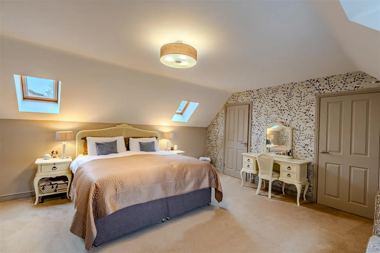 Birchwood Dell, Doncaster, photo 12