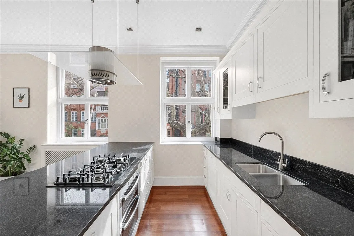 Harrington Gardens, South Kensington, SW7, photo 3