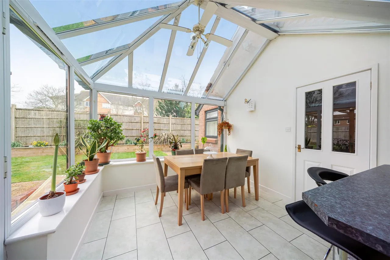 Balliol Close, Titchfield Common, photo 6