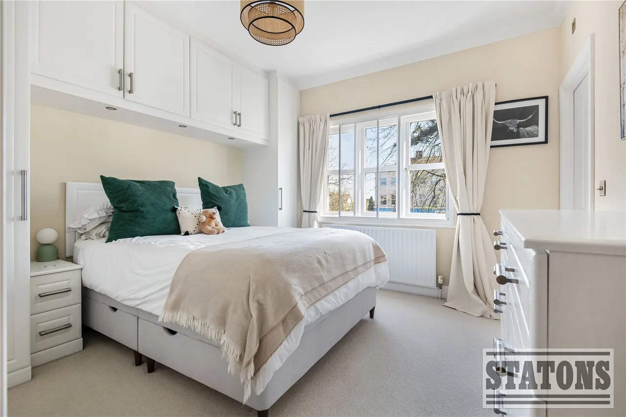 High Road, Whetstone, London, N20 9PF, photo 9