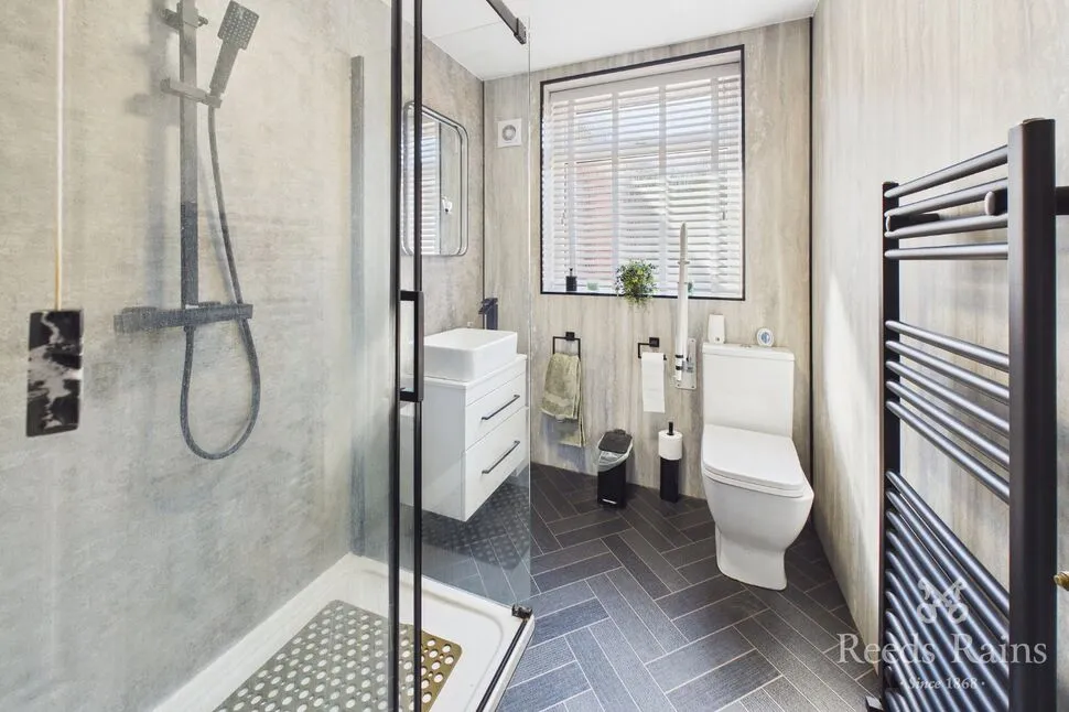 Holywell Lane, Castleford, West Yorkshire, WF10, photo 9