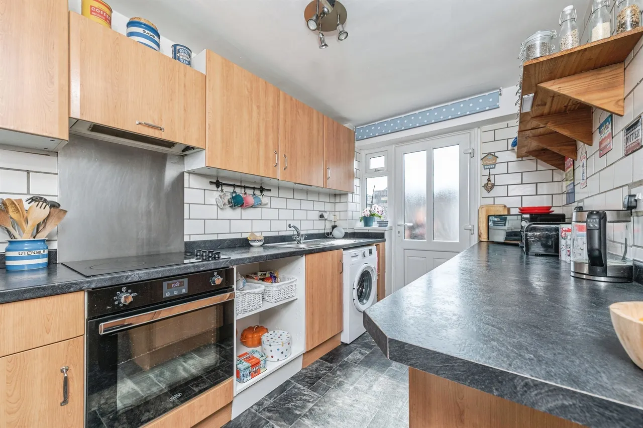 Greenfield Mount, Wrenthorpe, Wakefield, photo 5