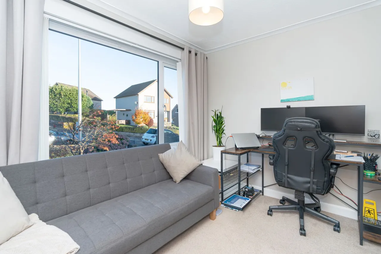 Glenfield Road, Cowdenbeath, KY4, photo 16