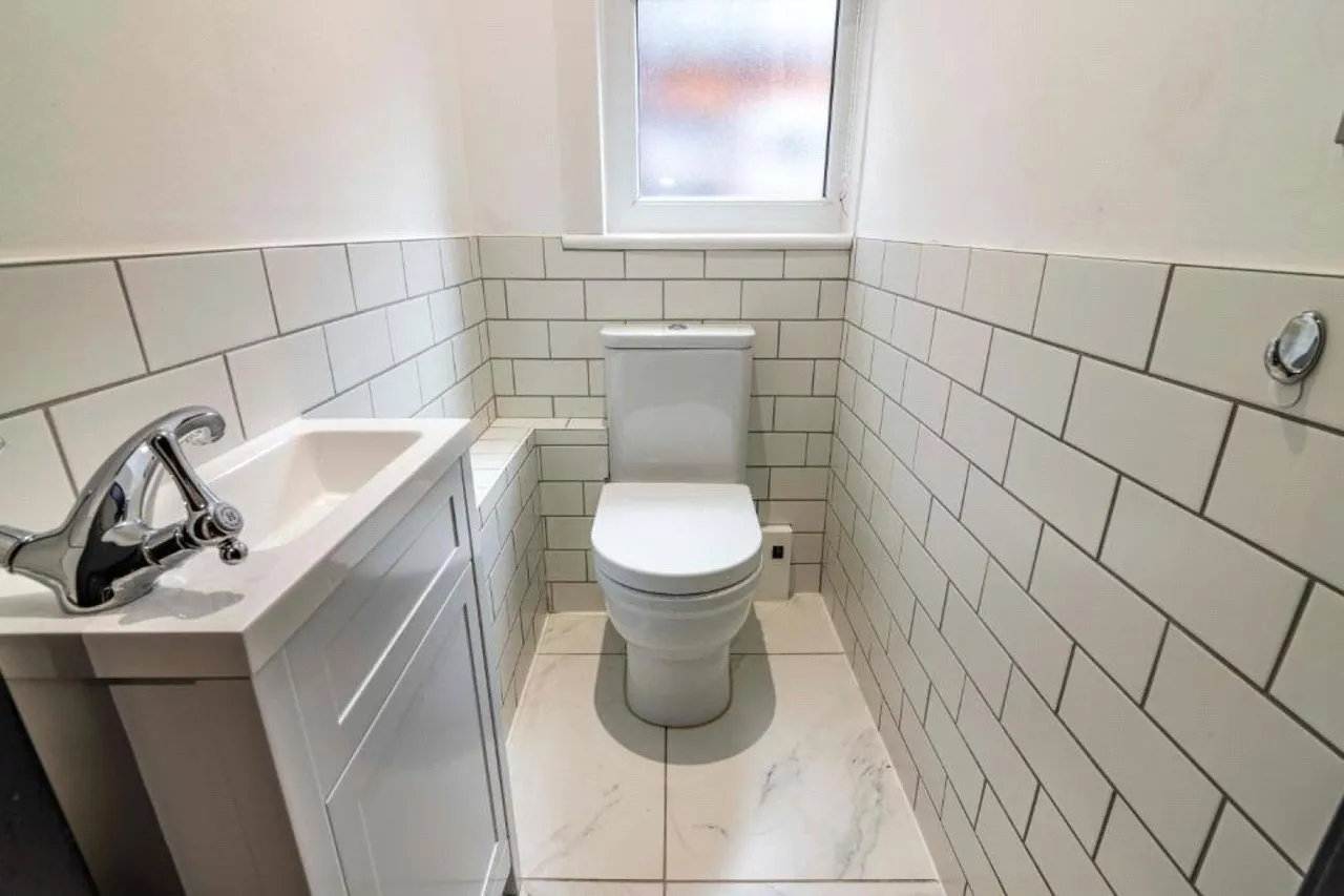 Woodborough Road, Nottingham, NG3, photo 11