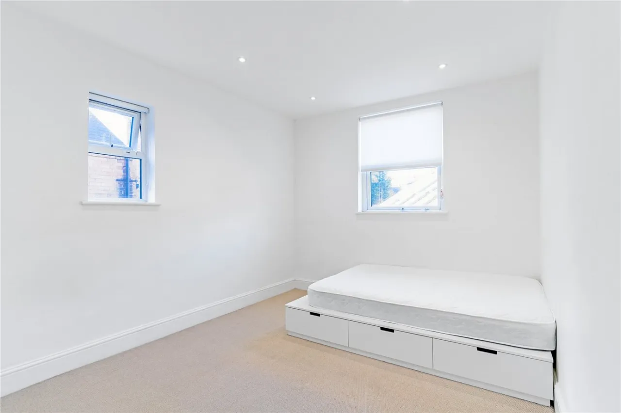 Woodborough Road, Nottingham, NG3, photo 16