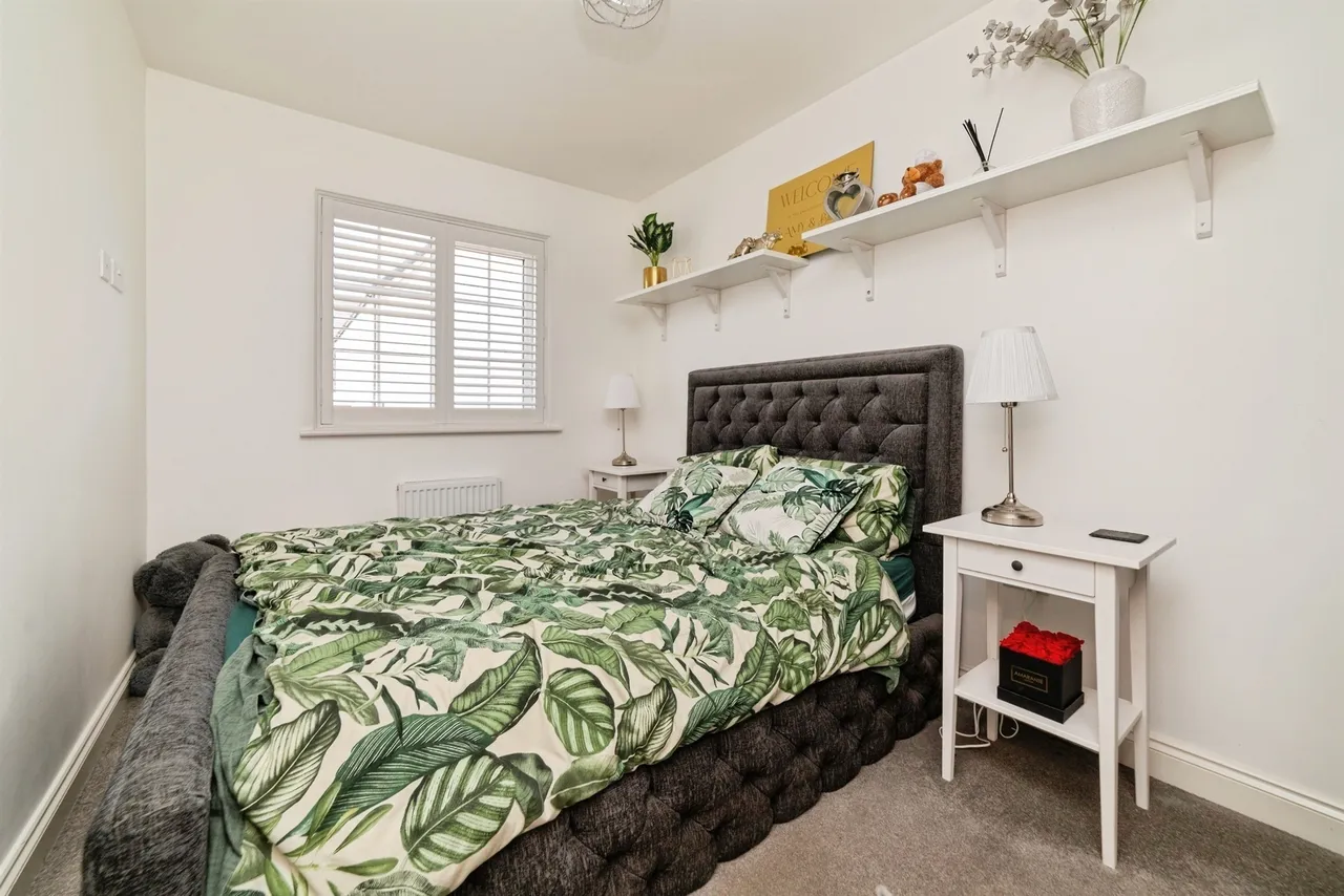Nightingale Road, Great Barford, Bedford, photo 8