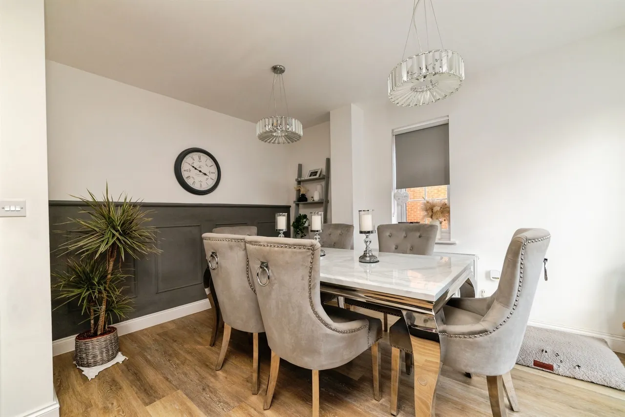 Nightingale Road, Great Barford, Bedford, photo 4