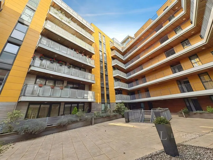 1 bed flat to rent, Geoffrey Watling Way, Norwich, NR1