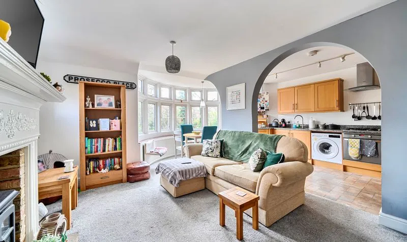 College Road, Epsom, KT17, photo 3