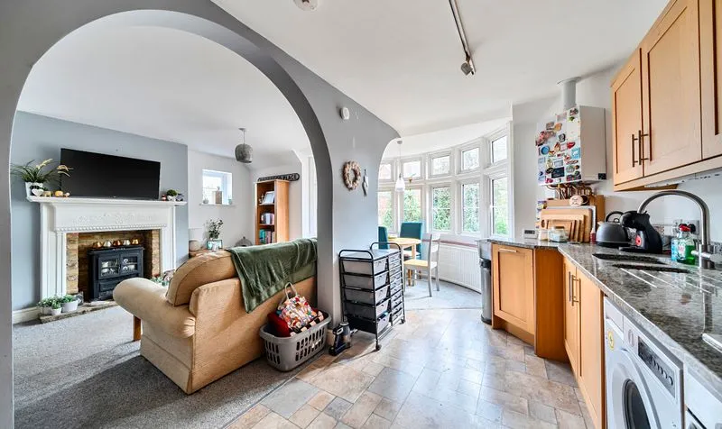 College Road, Epsom, KT17, photo 8
