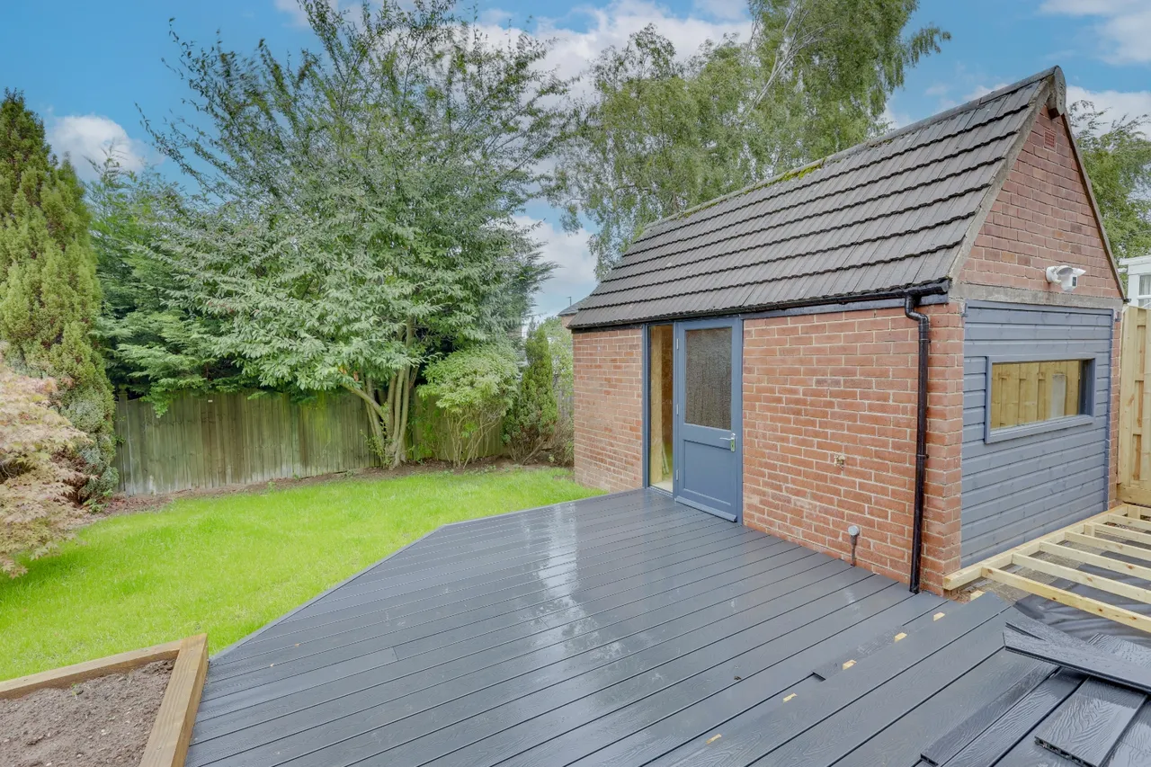 Kirkwood Crescent, Leeds, LS16, photo 12