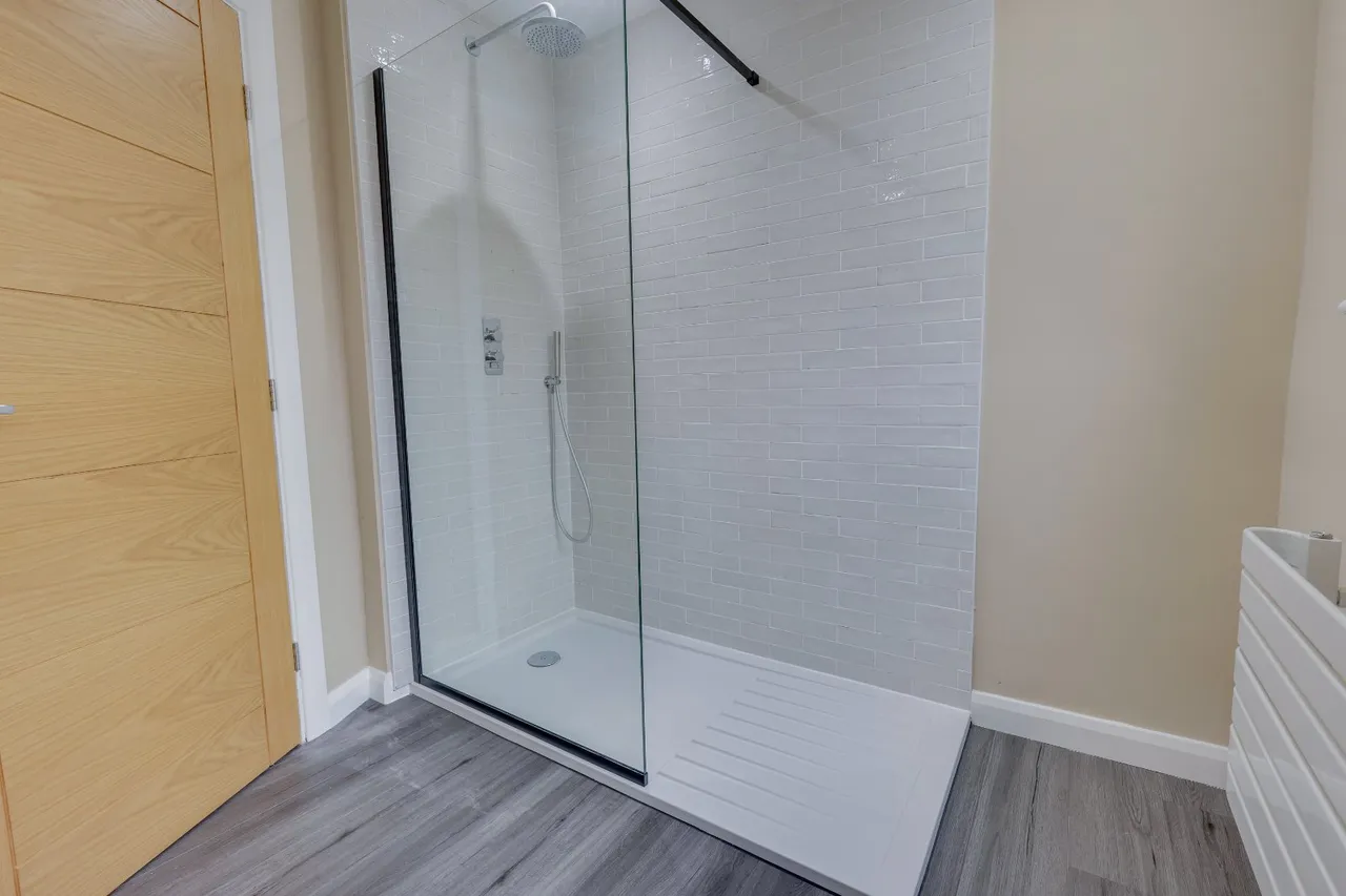 Kirkwood Crescent, Leeds, LS16, photo 10