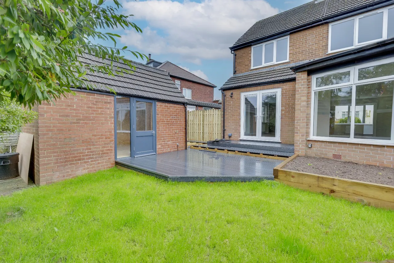 Kirkwood Crescent, Leeds, LS16, photo 11