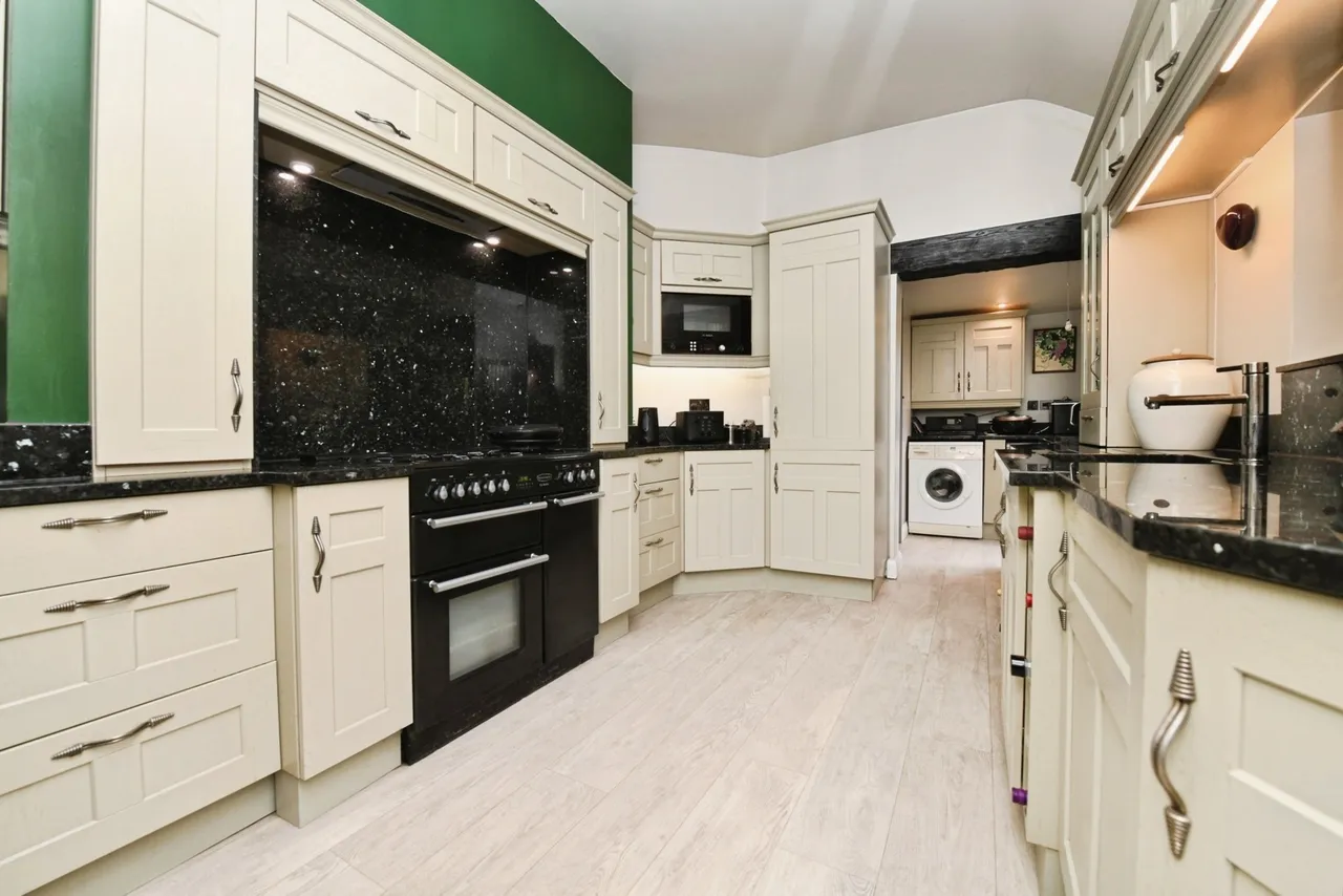 London Road, Vange, Basildon, Essex, SS16, photo 3