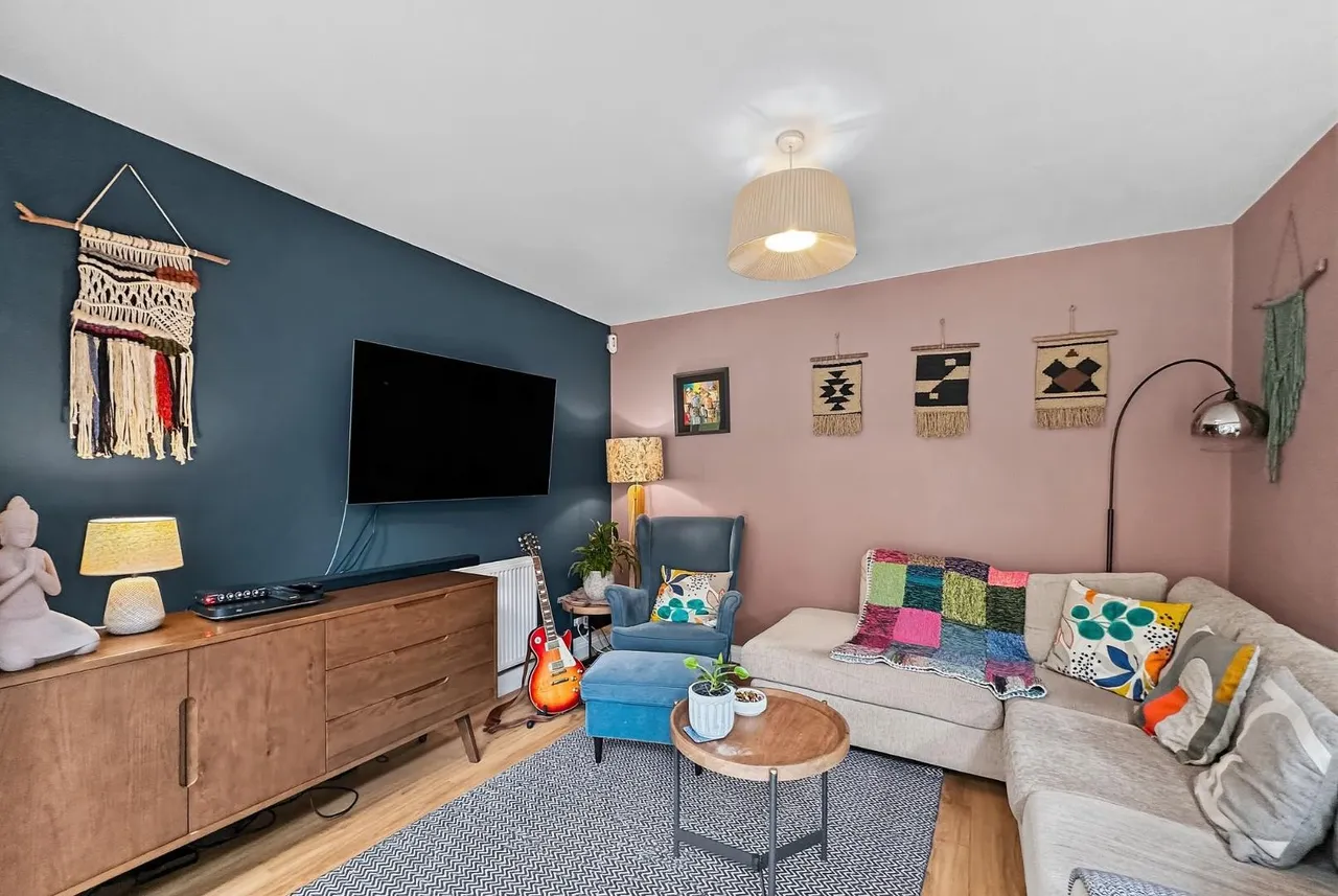 Woburn Drive, Hale, Cheshire WA15 8LZ, photo 15