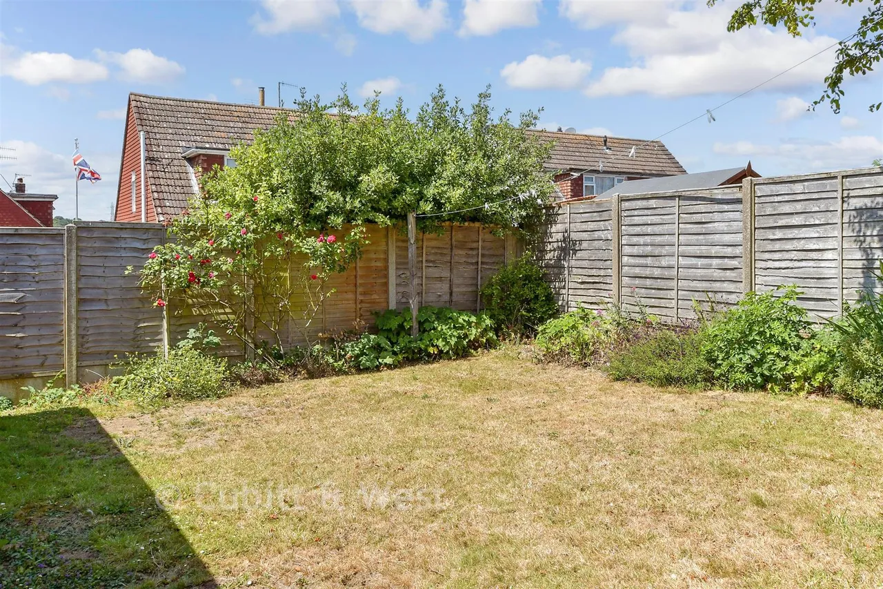 Graham Crescent, Portslade, BN41, photo 15