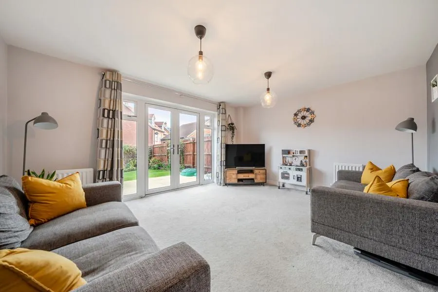 Bourton Road, Banbury, OX16, photo 3