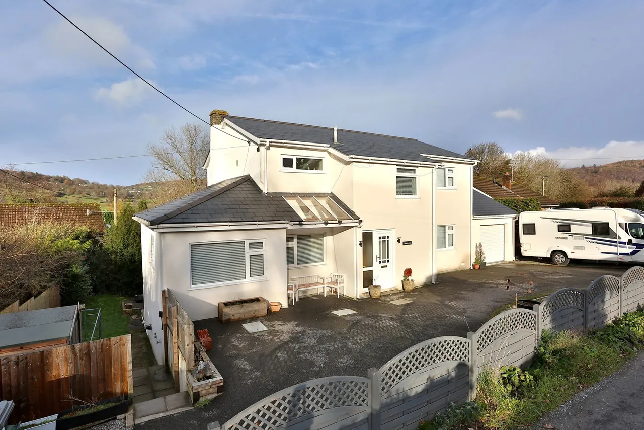 5 bed house for sale — Charnwood, Forge Road, Llangynidr, Crickhowell, NP8 1LU