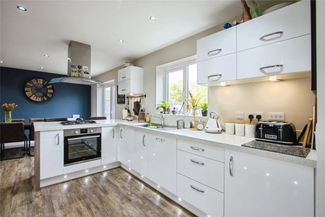 Rosewood Drive, Dewsbury, West Yorkshire, WF12, photo 7