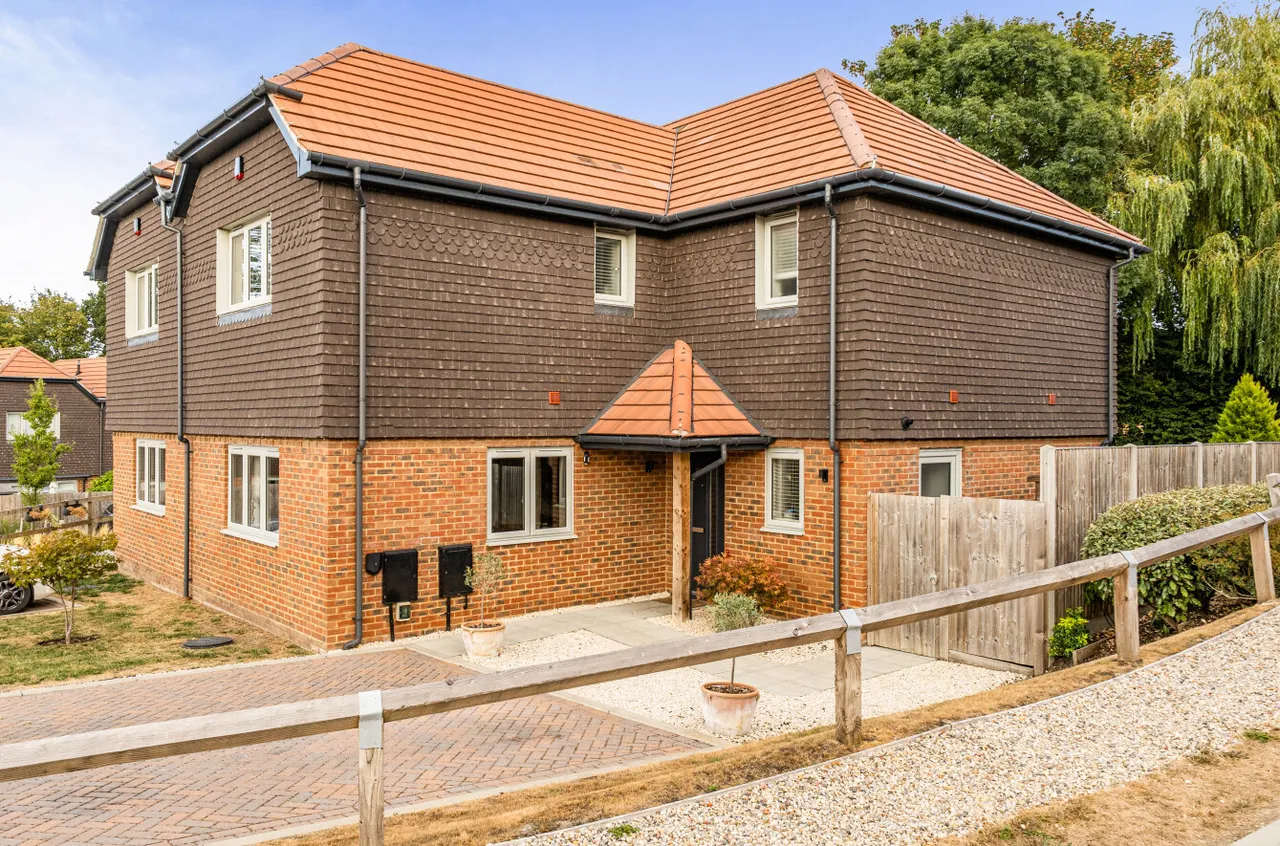 Chilloway Close, Crondall, Farnham, Hampshire, GU10 5SB, photo 19