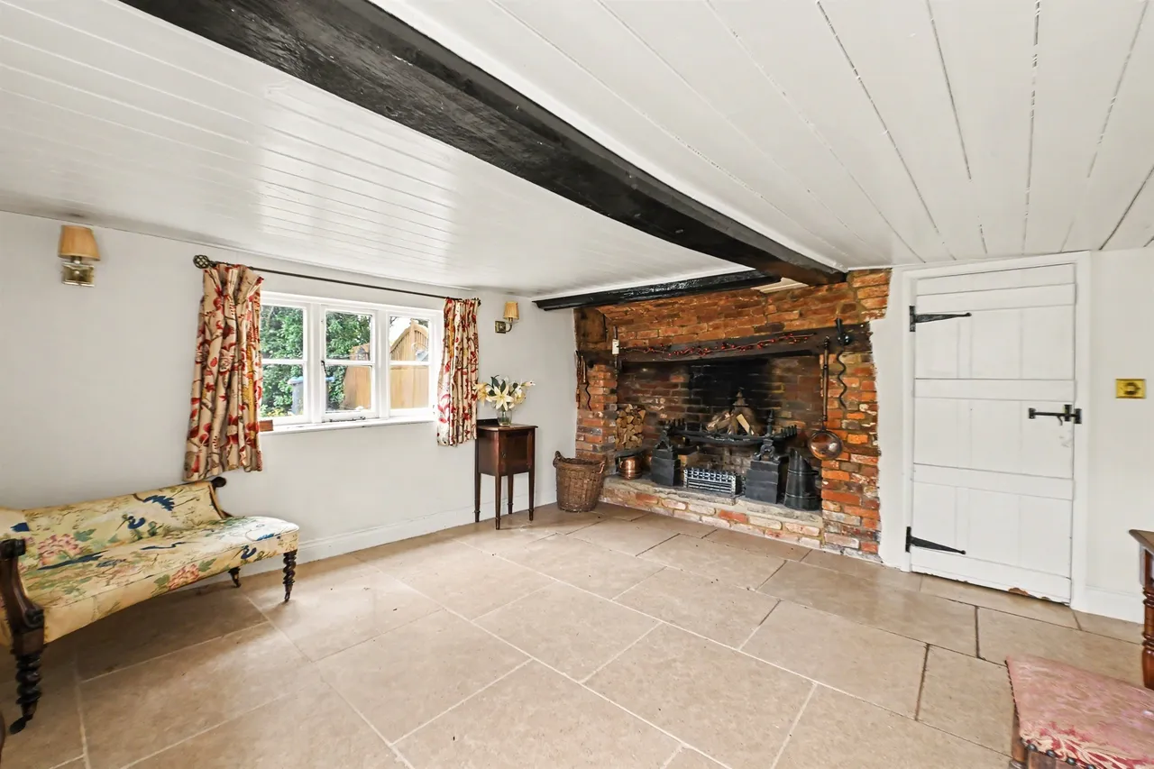 Station Road, Long Marston, Tring, photo 2