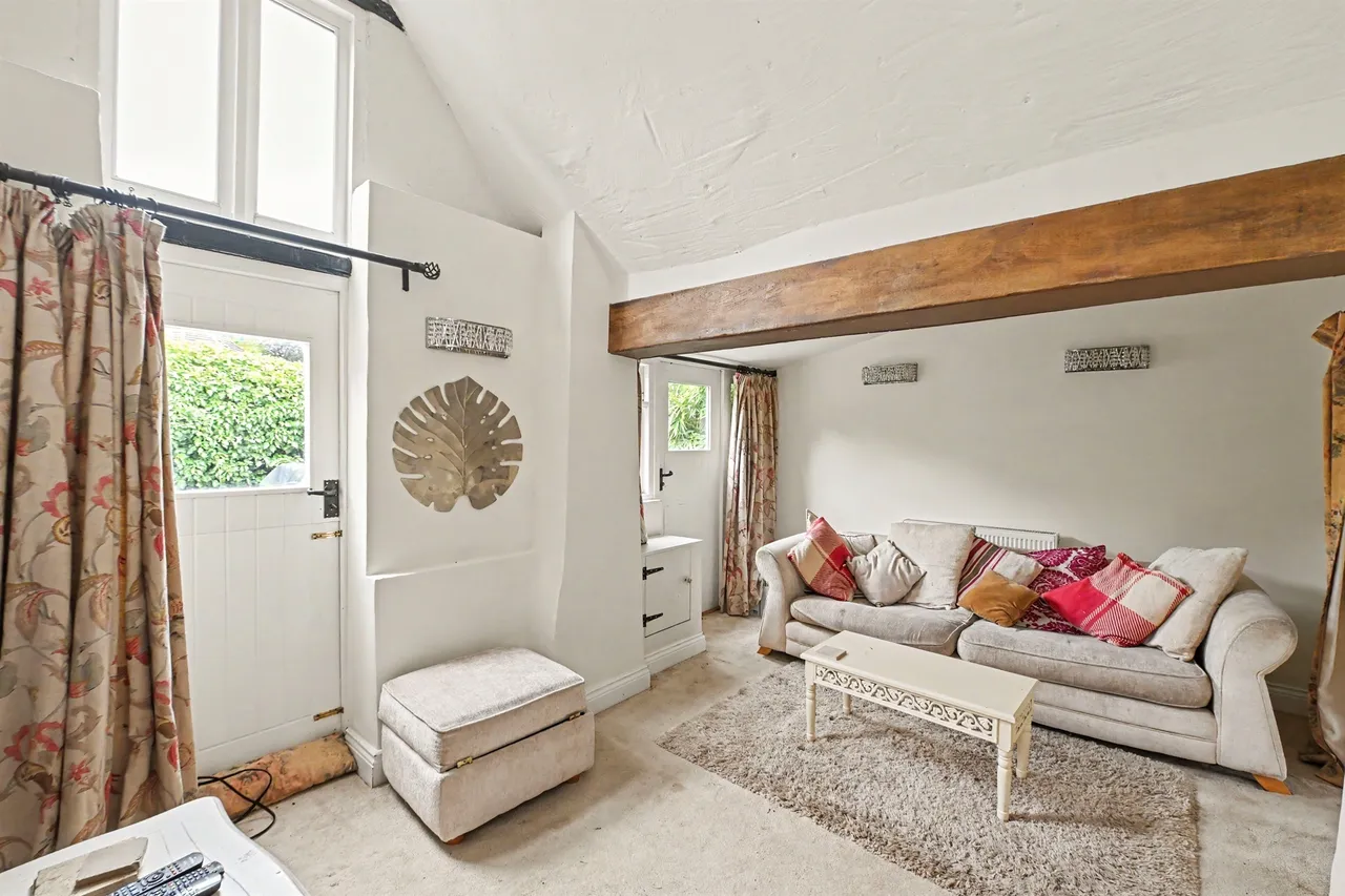 Station Road, Long Marston, Tring, photo 5