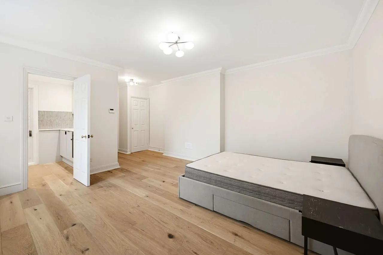 Strathmore Gardens, London, W8 4RZ, photo 4