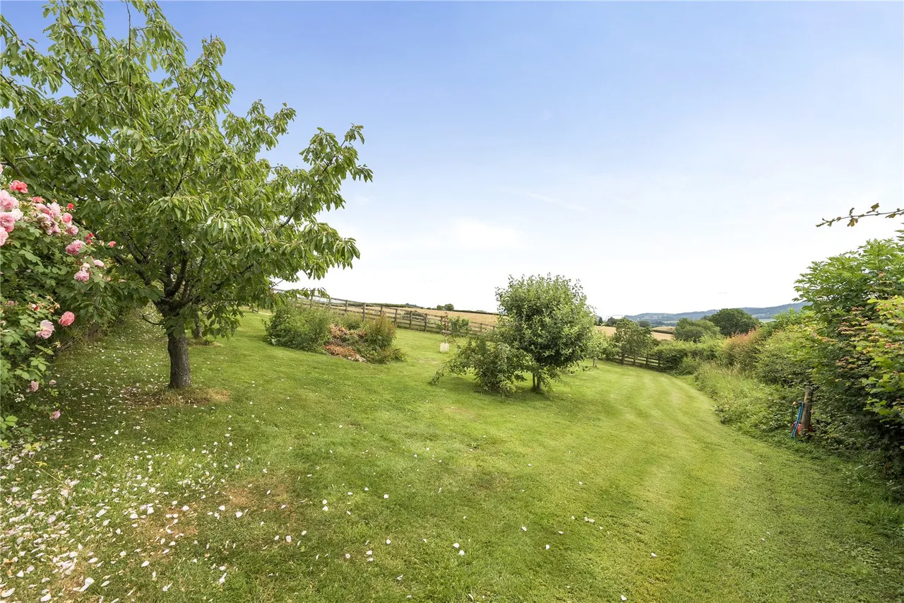 Llanfilo, Brecon, Powys, LD3 0RG, photo 33