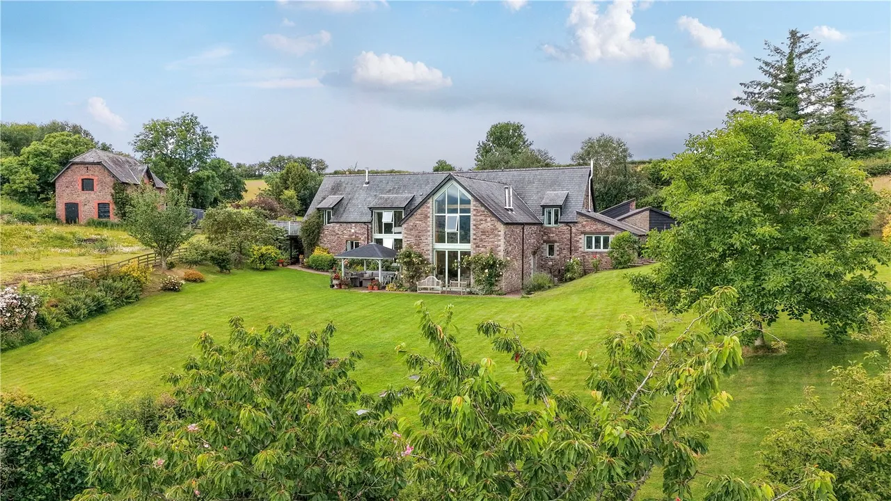 Llanfilo, Brecon, Powys, LD3 0RG, photo 57