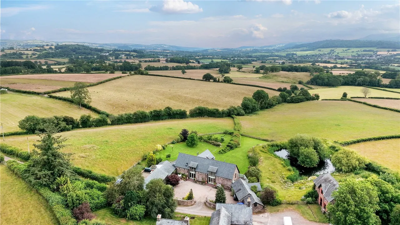Llanfilo, Brecon, Powys, LD3 0RG, photo 55