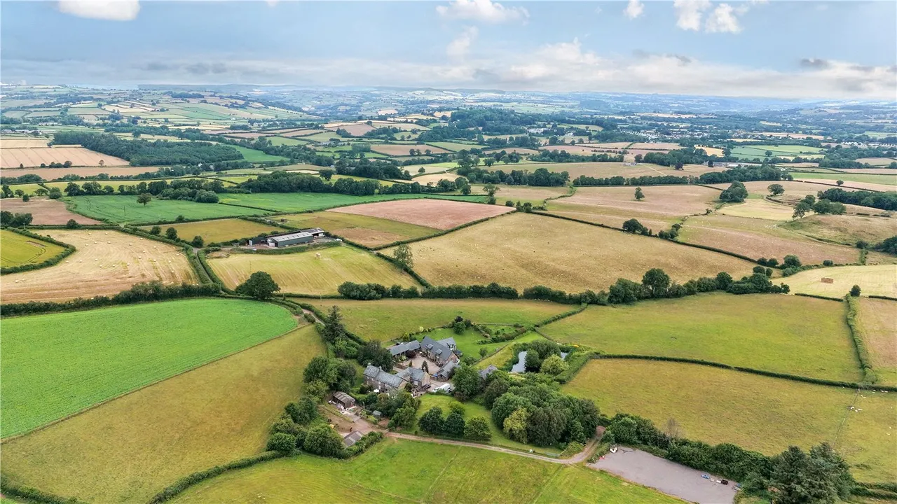 Llanfilo, Brecon, Powys, LD3 0RG, photo 50