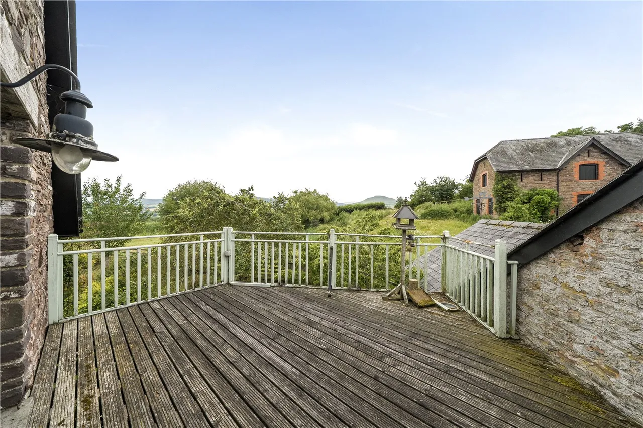 Llanfilo, Brecon, Powys, LD3 0RG, photo 8