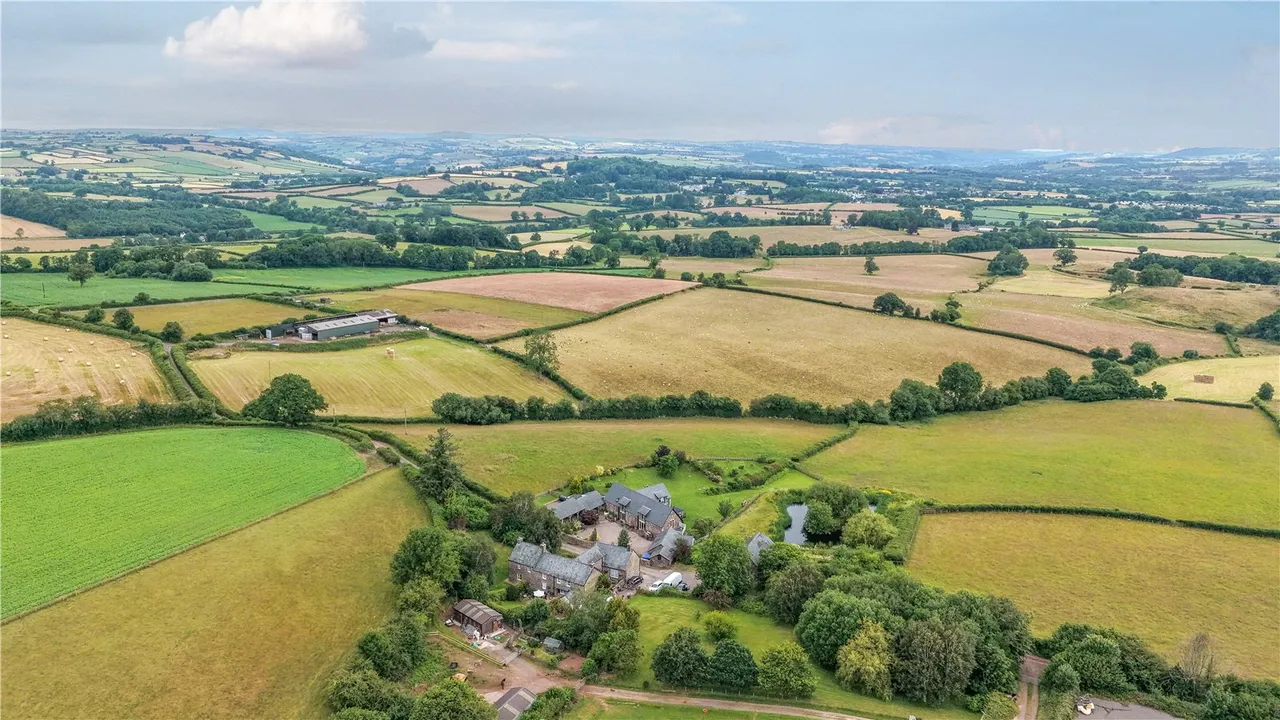 Llanfilo, Brecon, Powys, LD3 0RG, photo 53