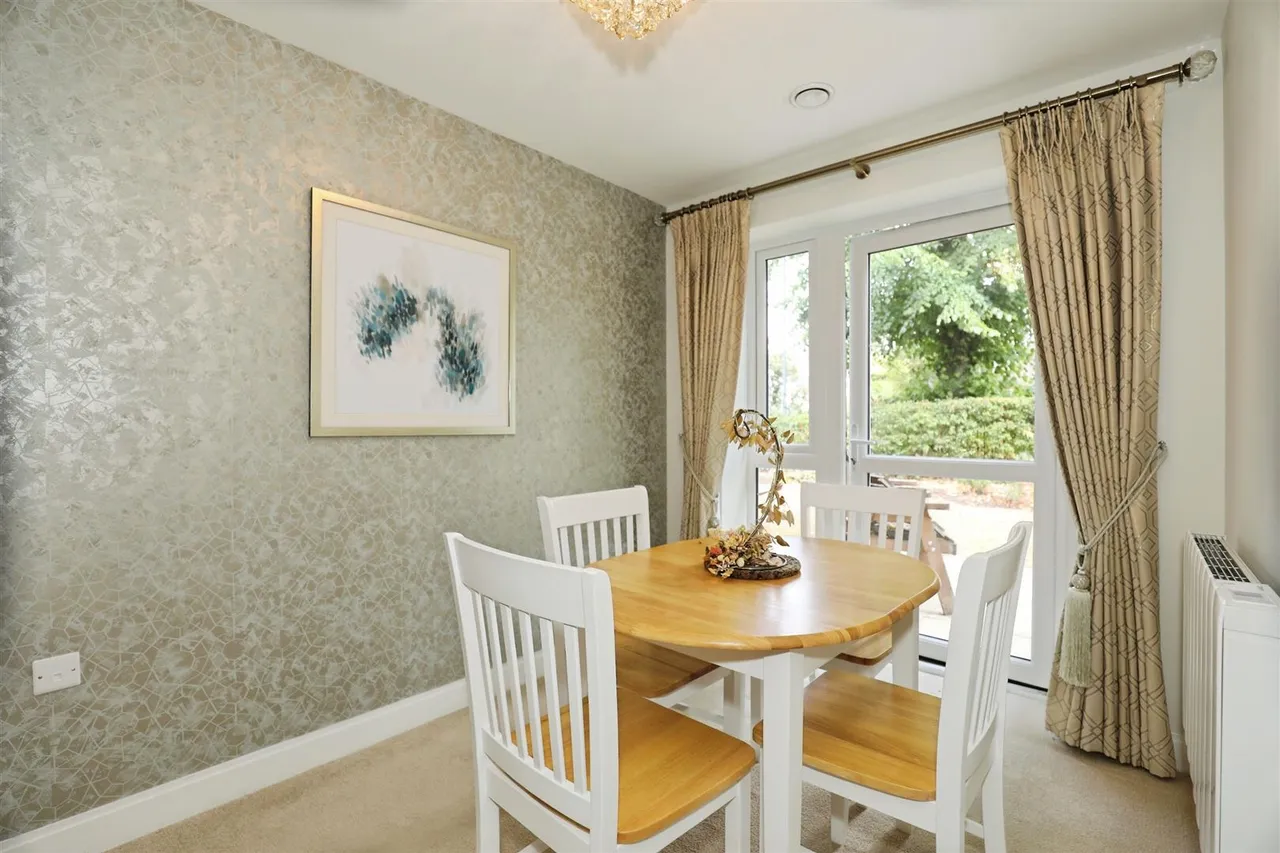 Cedar Avenue, Alsager, ST7, photo 4