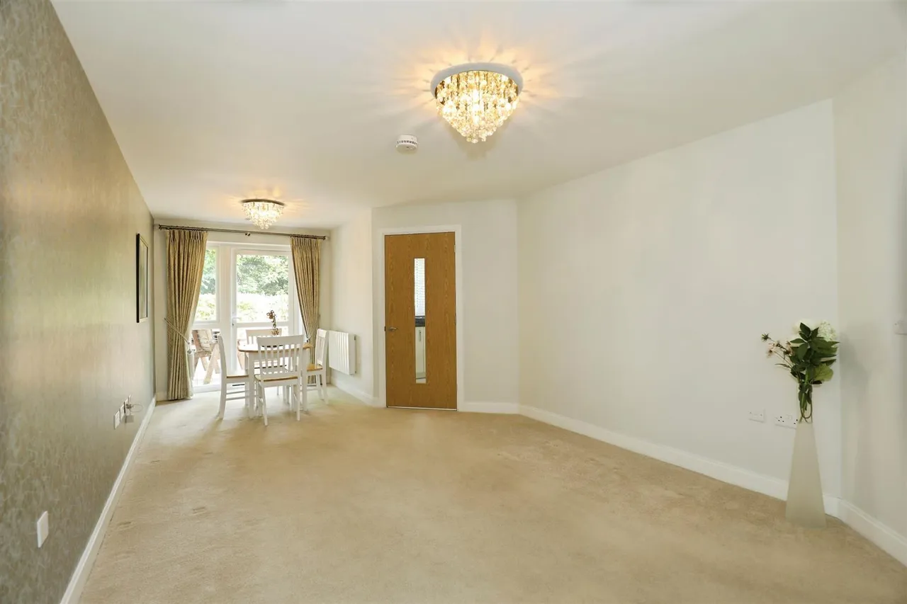 Cedar Avenue, Alsager, ST7, photo 3