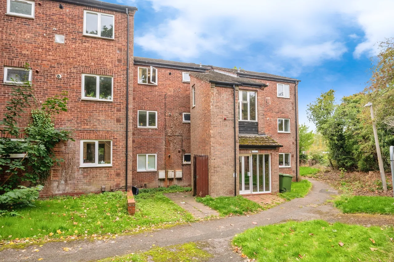 Northleach Close, Redditch, photo 2