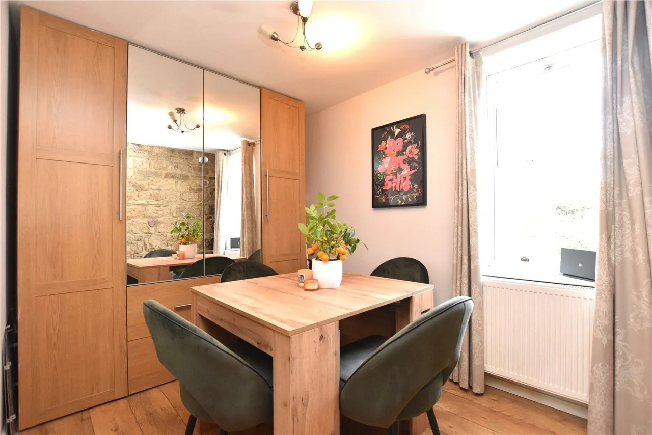 Carlton Terrace, Yeadon, LS19, photo 12