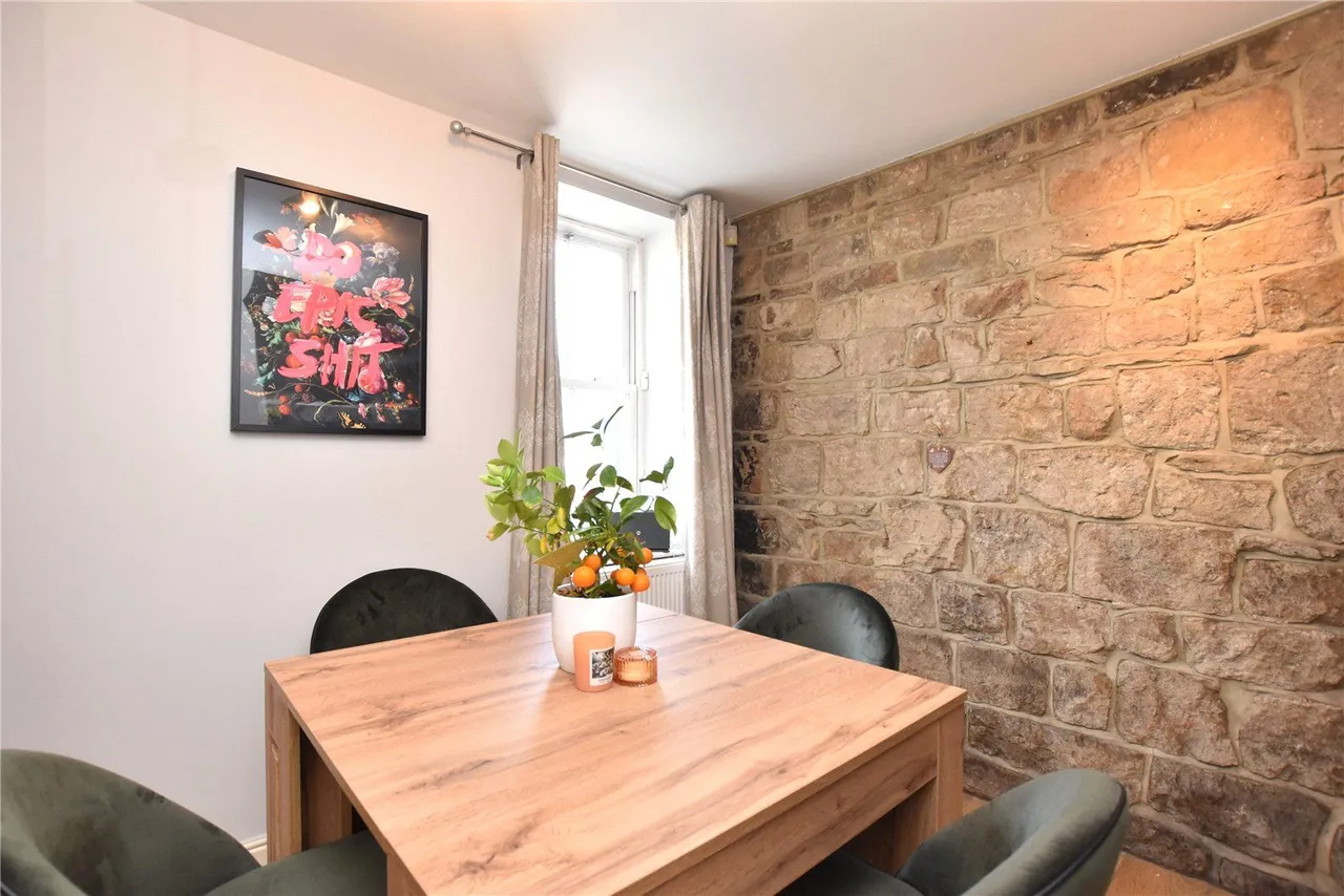 Carlton Terrace, Yeadon, LS19, photo 14