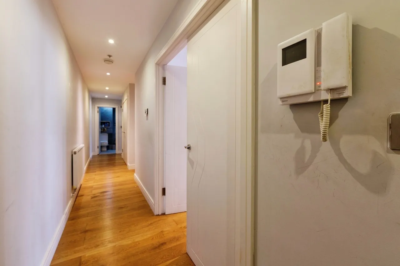 2 bed flat for sale — High Street, Southend-on-Sea, Essex, SS1