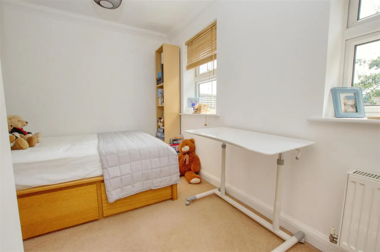 Lyons Place, Hedge End, Southampton, SO30 0JB, photo 22