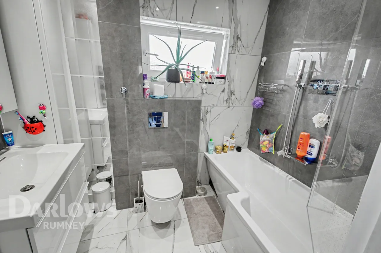 Hendre Road, Cardiff, photo 17