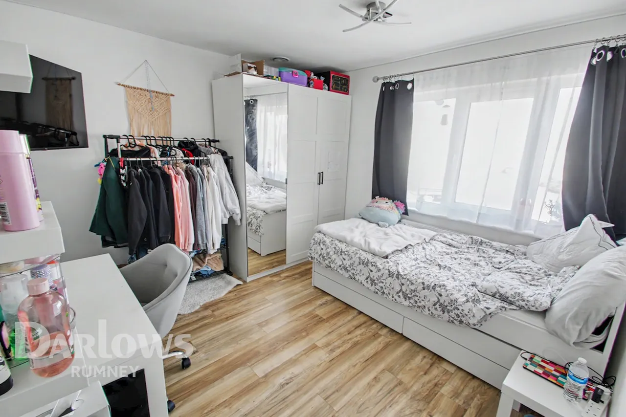 Hendre Road, Cardiff, photo 14