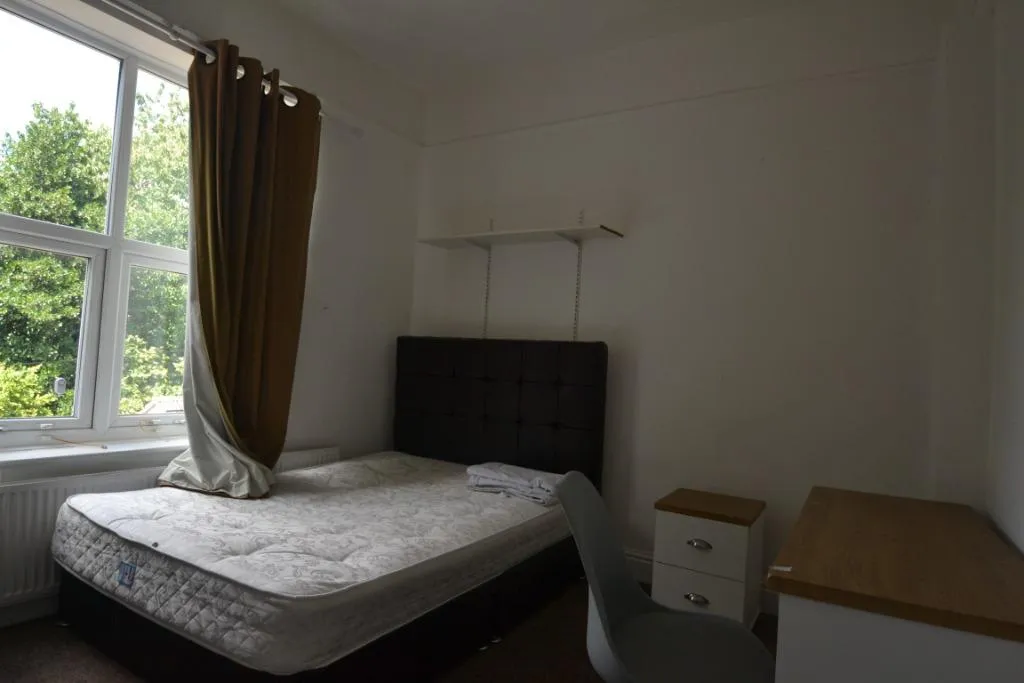 Albion Road, Fallowfield, M14, photo 9