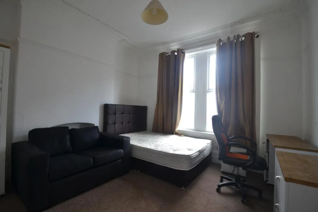 Albion Road, Fallowfield, M14, photo 10