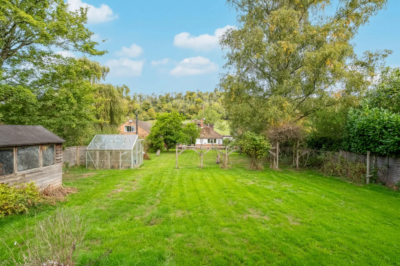 Bottom Road, High Wycombe, HP14, photo 8